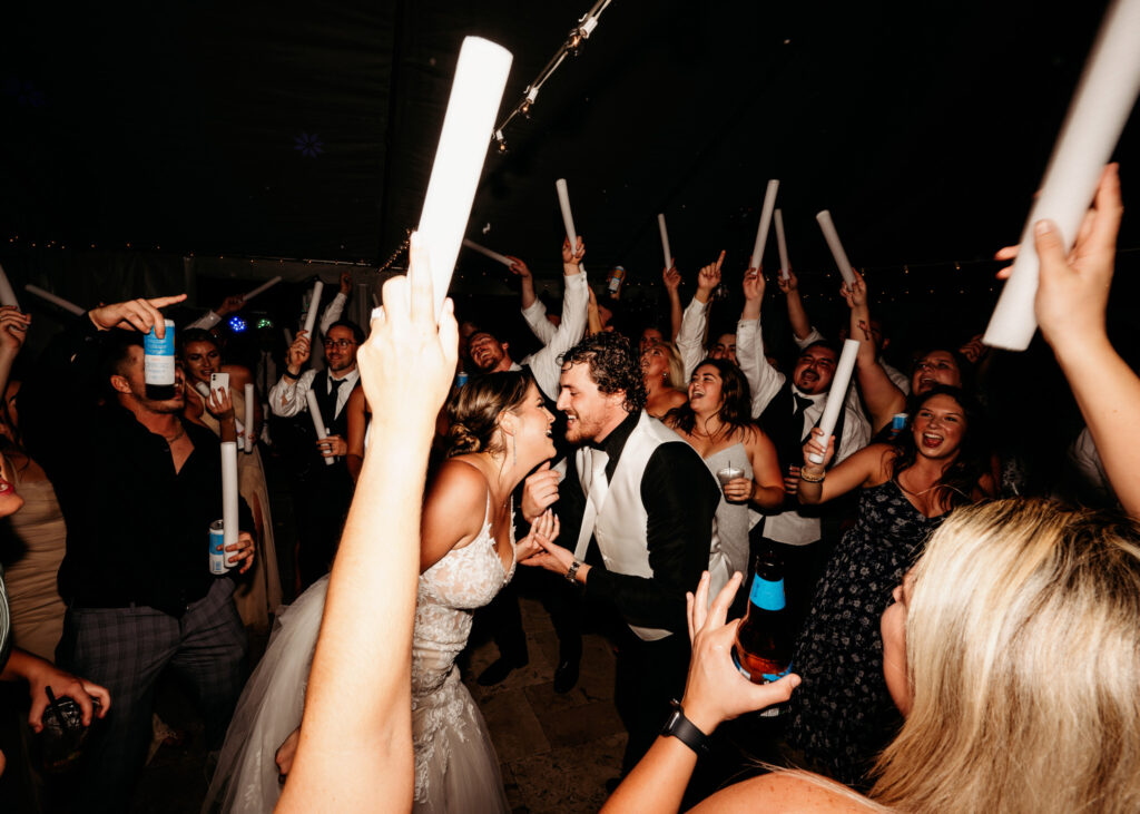 wedding-dance-glow-sticks-couple